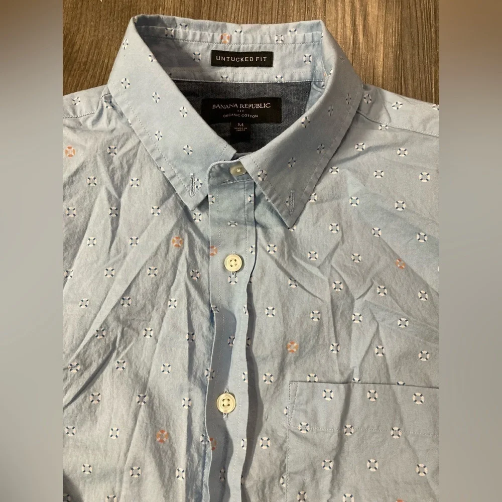 Banana Republic Medium‎ Untucked Fit Button Down Shirt